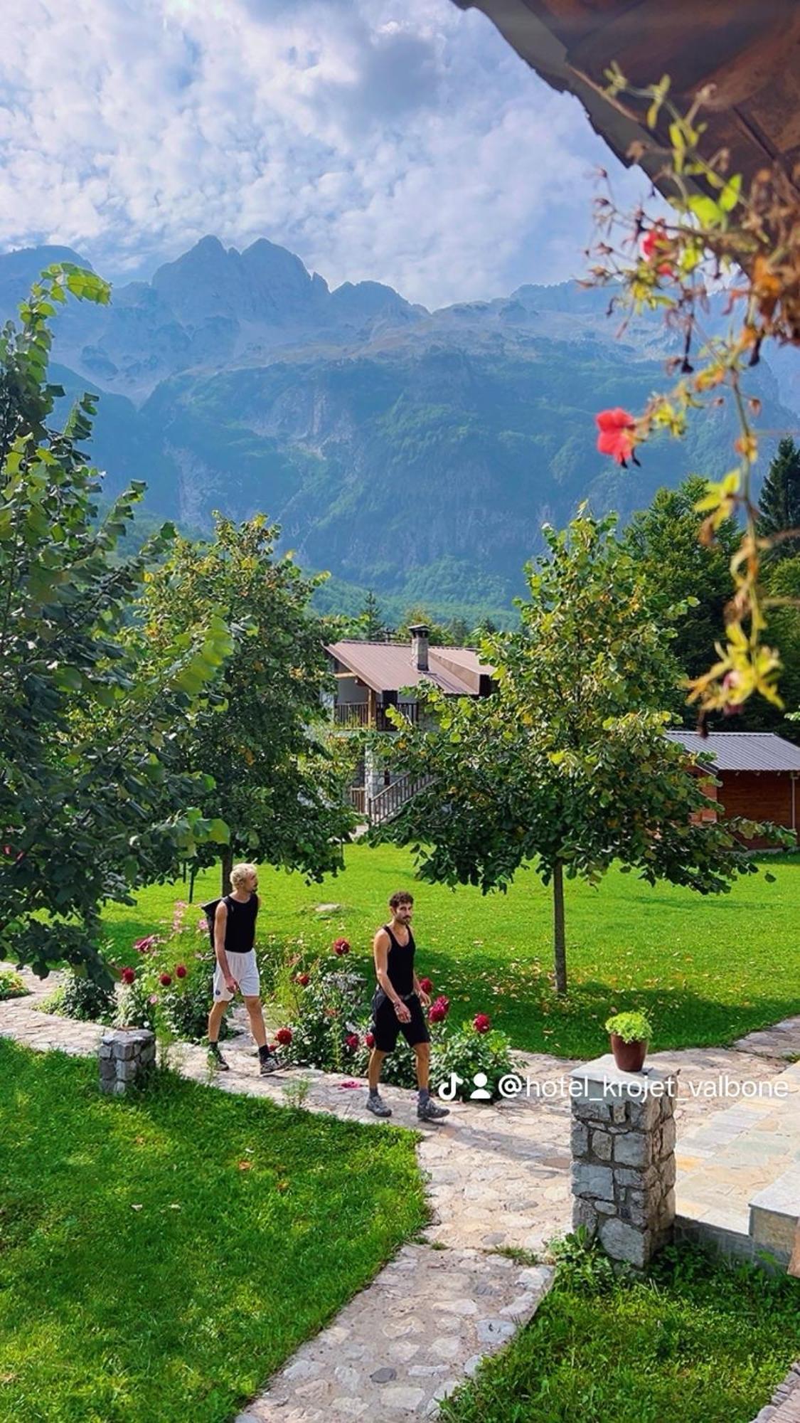 Krojet E Rrogamit Valbone Bagian luar foto